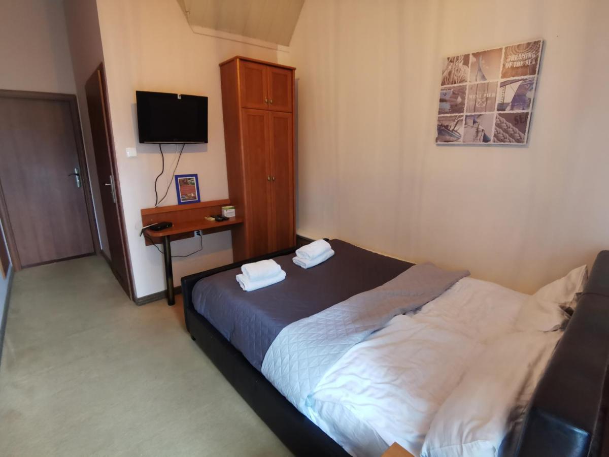 Hotel Polaris Krynica Morska Extérieur photo