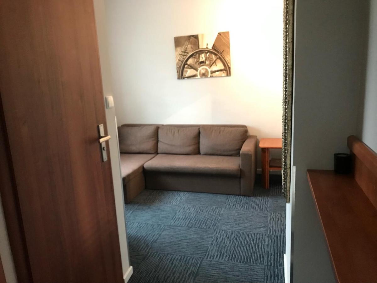 Hotel Polaris Krynica Morska Extérieur photo